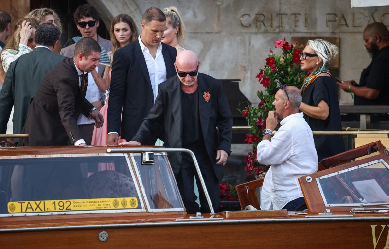 Кто приехал на свадьбу Джеффа Безоса. Фоторепортаж