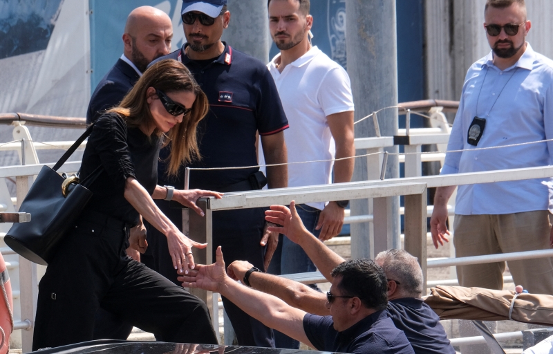 Кто приехал на свадьбу Джеффа Безоса. Фоторепортаж