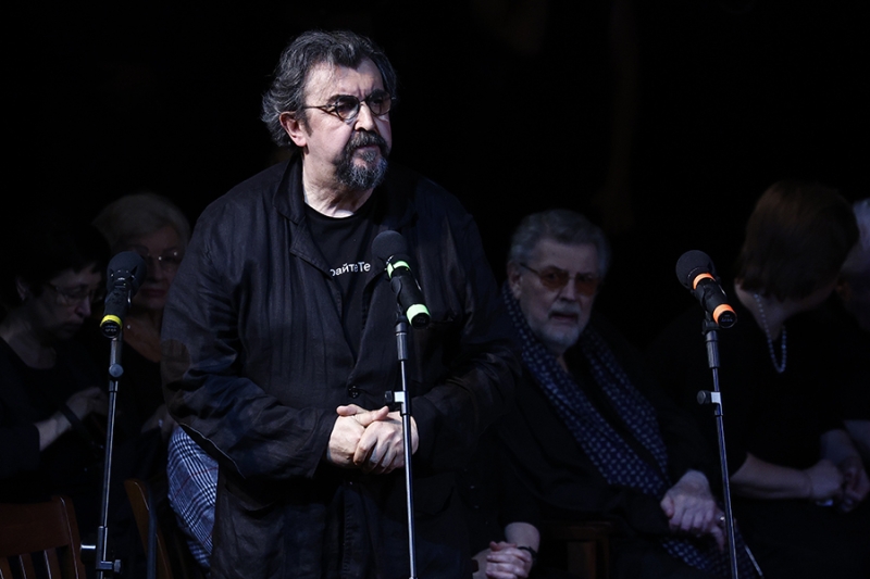 Кто пришел проститься с Верой Васильевой. Фоторепортаж