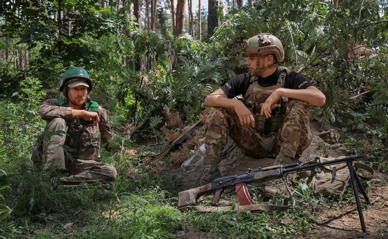 Кулеба в ответ на данные разведки США призвал не недооценивать Украину