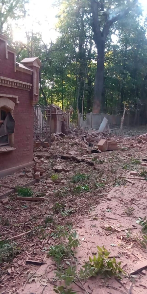 Курский губернатор показал последствия обстрела усадьбы Барятинских