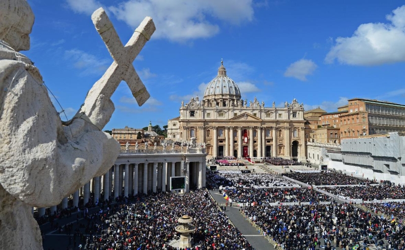 La Stampa назвала вероятных кандидатов на пост папы римского