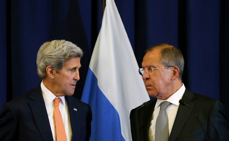 Лавров и Керри провели &laquo;случайные&raquo; переговоры в индийском отеле