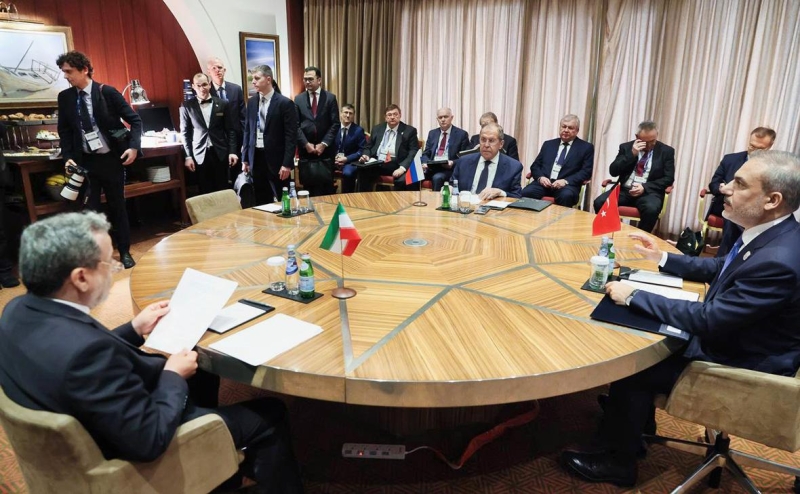 Лавров объяснил учениями данные о выходе российских кораблей из