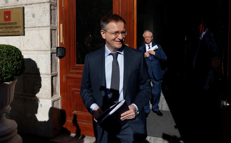 Лавров опроверг данные о просьбе США заменить Мединского на