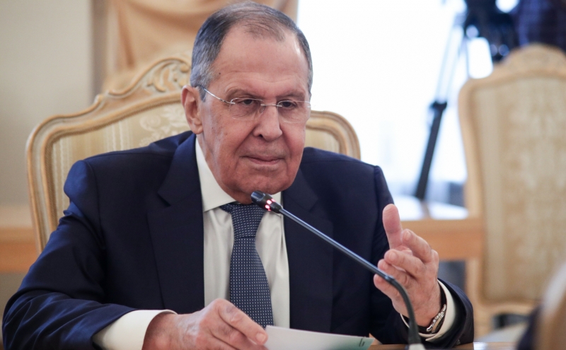 Лавров призвал США и НАТО прекратить поставки оружия на Украину