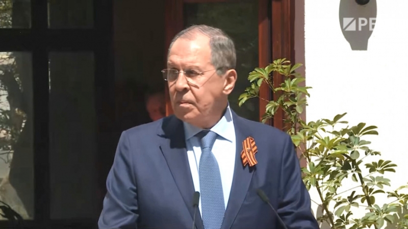 Лавров счел воровством возможную передачу российских резервов Украине