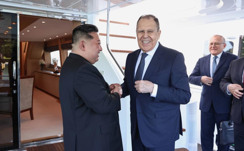 Лавров встретился с Ким Чен Ыном