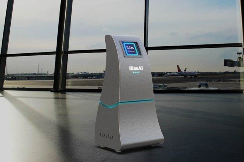 «Летающая тарелка» на троих, «парящий» дисплей и другие новинки CES