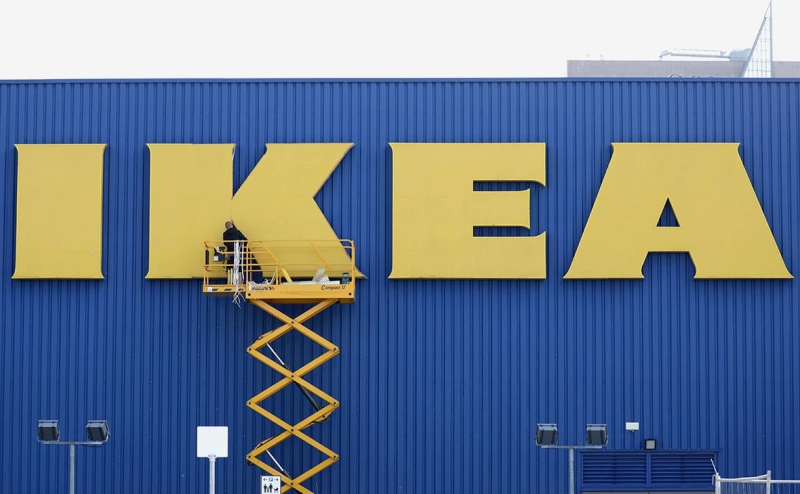 Литва обвинила Россию в поджоге IKEA из-за желто-синих фирменных
