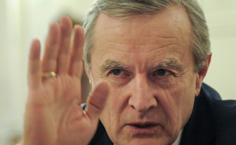 Лозница в Каннах призвал не бойкотировать русскую культуру