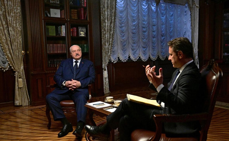 Лукашенко рассказал, как летел с Путиным на вертолете накануне 24