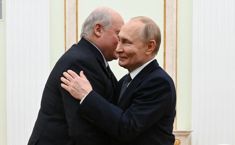 Лукашенко рассказал, как предупредил Путина об угрозе покушения