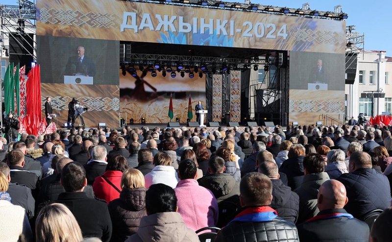 Лукашенко словами &laquo;да, Оля&raquo; пообещал пойти на выборы