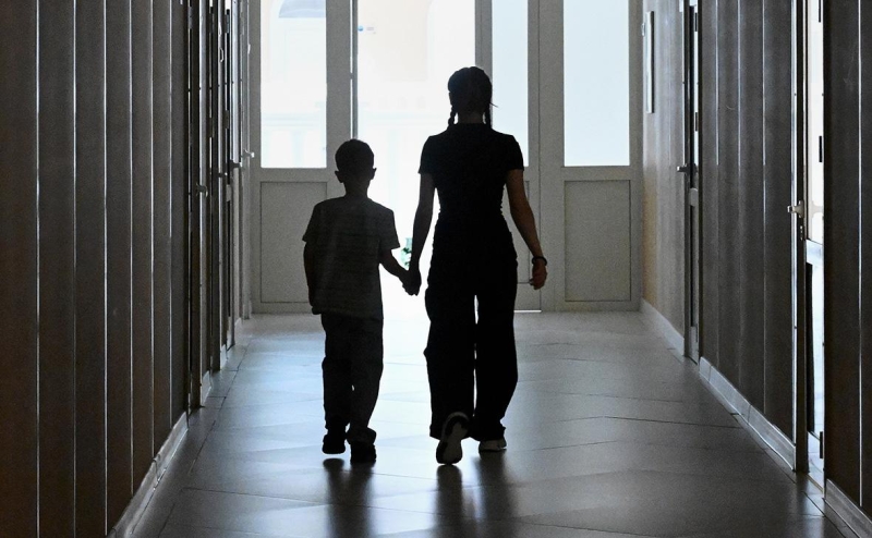 Львова-Белова объяснила, как собирается в два раза снизить число сирот