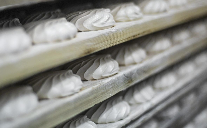 Магазины сняли с продаж &laquo;Картошку&raquo; после кадров антисанитарии на