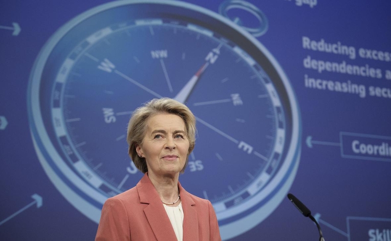 Макрон призвал Трампа решать приоритетные проблемы, а не угрожать ЕС