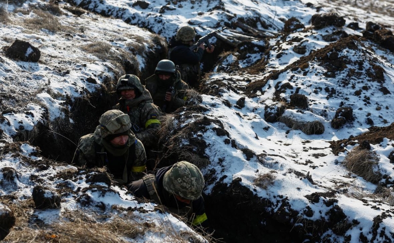 Макрон заявил о «веской причине» у Трампа возобновить диалог с Путиным