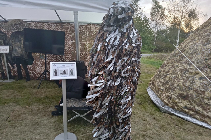 Мамонт и БАМ на первом дне ВЭФ. Фоторепортаж