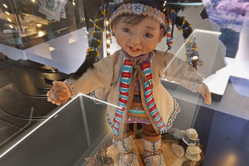 Мамонт и БАМ на первом дне ВЭФ. Фоторепортаж