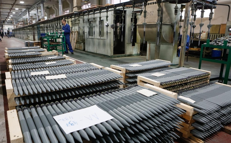 Мантуров заявил, что поставки средств поражения выросли в 12 раз