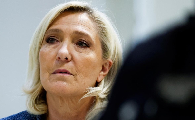 Марин Ле Пен приговорили к четырем годам лишения свободы