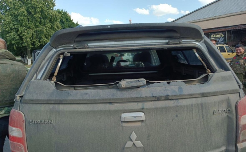 Машину Александра Бородая обстреляли под Артемовском