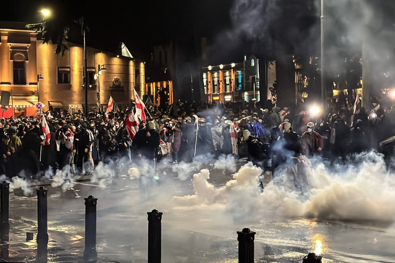 Массовые протесты в день местных выборов в Тбилиси. Фоторепортаж