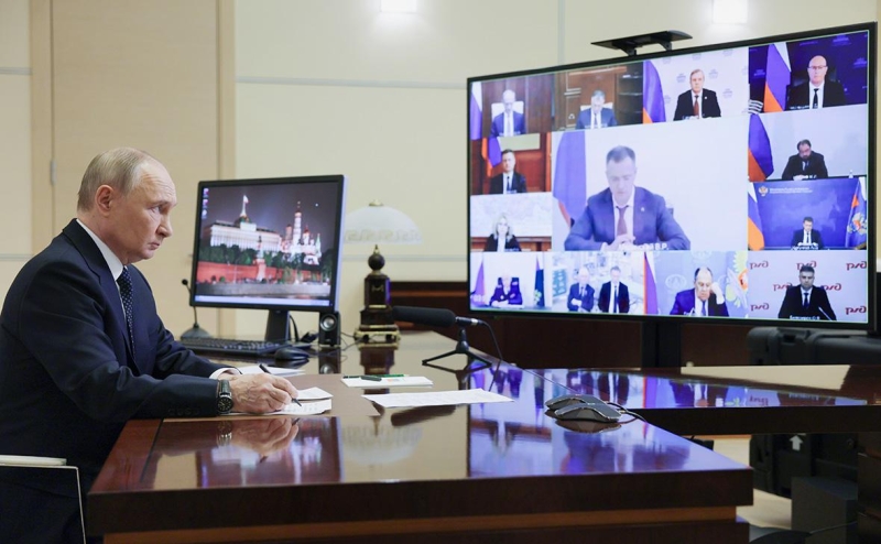 Мединский доложил Путину о переговорах в Стамбуле