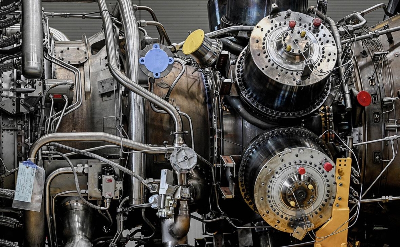 Медведев не нашел причин для обид Шольца из-за проблем с газом