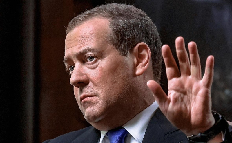 Медведев потребовал от Японии признать итоги Второй мировой войны