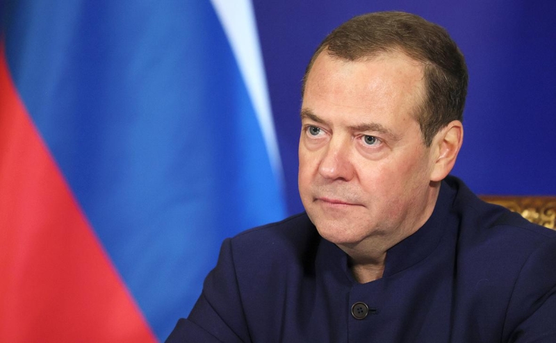 Медведев предложил новый «Хельсинский акт»