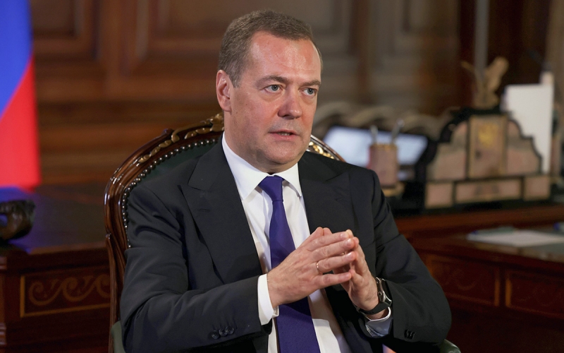 Медведев предупредил о последствиях «100500-х» пакетов санкций ЕС