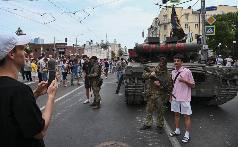 Медведев счел действия Пригожина продуманной операцией по захвату