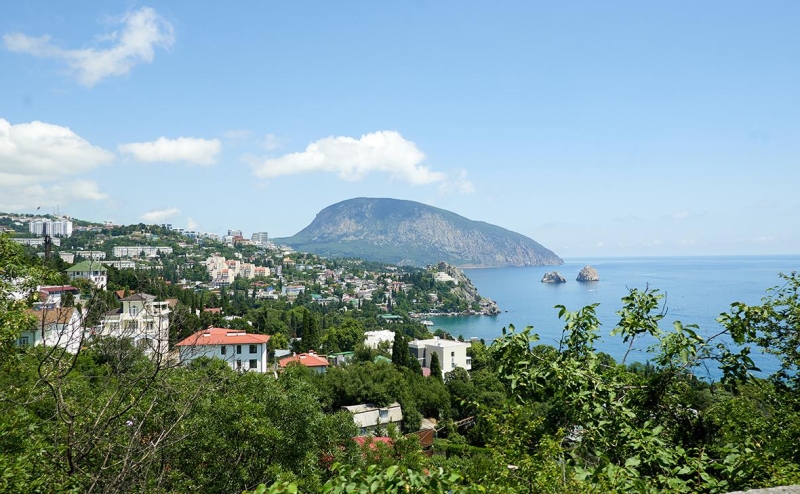 Медведев счел слова Киева об ударах по Крыму приближением апокалипсиса