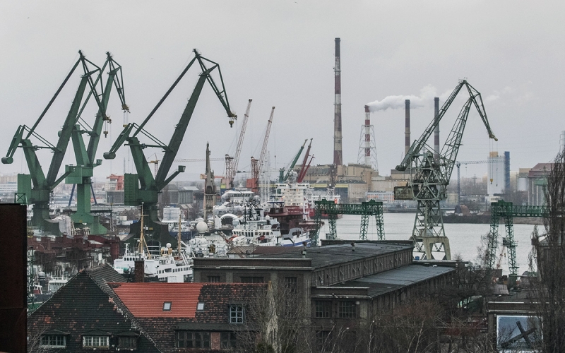 Медведев словами «долой колбасу» оценил идею Германии по борьбе с Россией