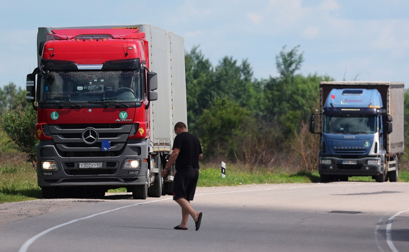 Медведев заявил, что ЕС испугался потерять выгодный транзит через Россию