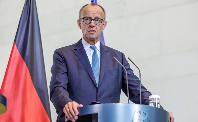 Мерц пригрозил ужесточить санкции, если Путин не встретится с