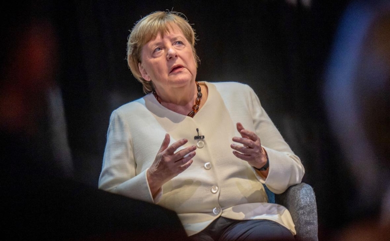 Меркель назвала &laquo;убедительный ответ&raquo; Запада Путину