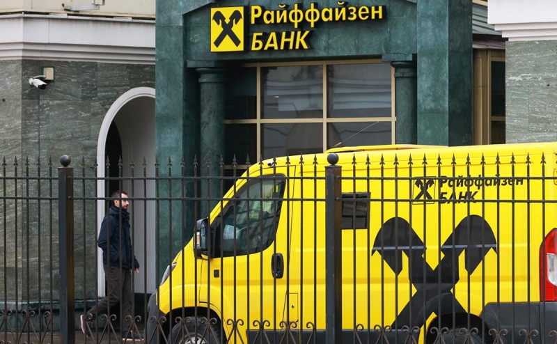 Microsoft задумалась о переносе закрытия сервисов для компаний из