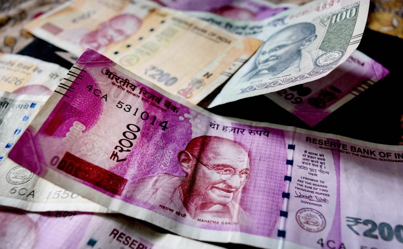 МИД Индии рассказал о работе с Россией над зависшими рупиями