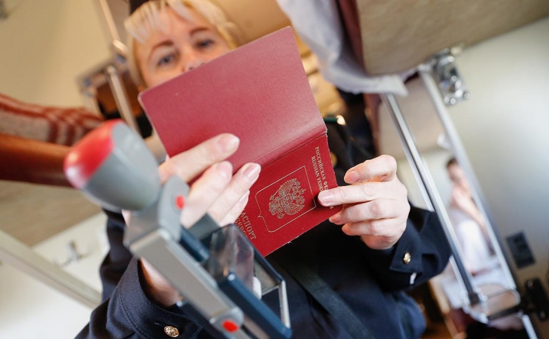 МИД исключил изъятия загранпаспортов из-за транслитерации