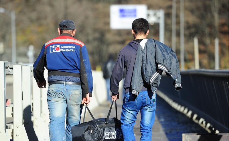 МИД Киргизии призвал граждан не ездить в Россию без веской причины