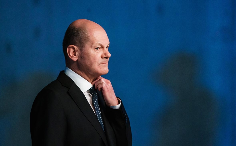 МИД Украины призвал Шольца перейти красные линии по поставкам оружия