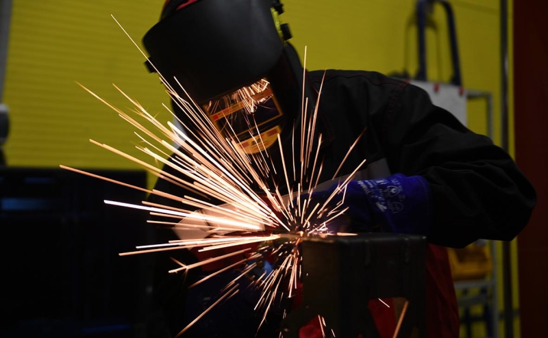 Минэкономики спрогнозировало рост ВВП на 2,8% и доллар за ₽100 через