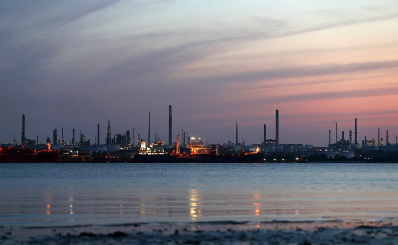 Минэнерго допустило влияние пандемии на потребление нефти до 2024 года