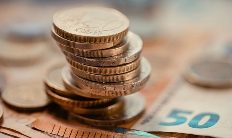 Минфин вернется к покупке золота и валюты в рамках бюджетного правила