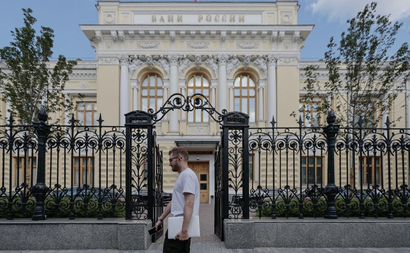 Минфин заложил рост расходов на обслуживание госдолга