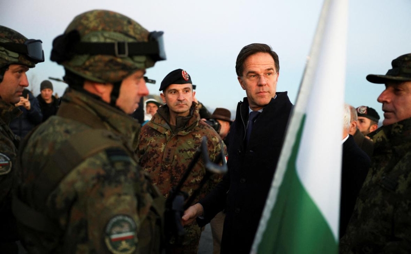 Министр обороны Франции опроверг наличие данных о планах атаки ЕС