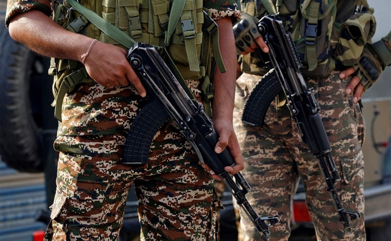 Министр обороны Пакистана рассказал о двух вариантах после ударов